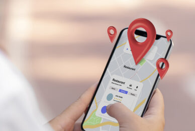 Google Haritalar Sadeleşiyor: Bu Özellik Pilinizi Kurtaracak!